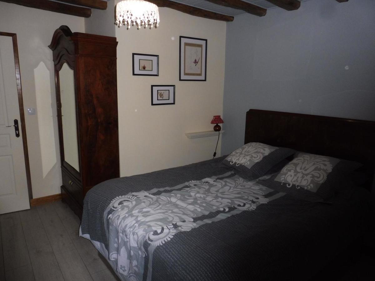 Chambre D'Hotes Des 3 Ifs Vernot Exteriér fotografie